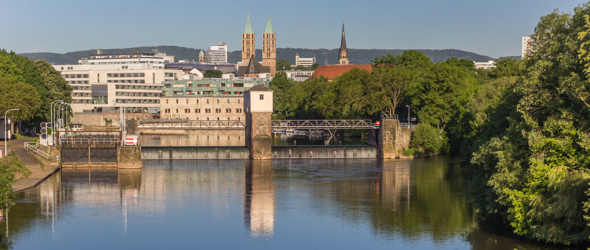 Blick auf Kassel mit Schleuse