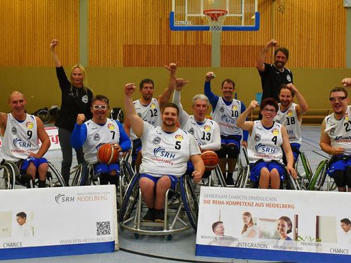 Foto: Jubel der Rolli-Basketballer "Rolling Chocolate"